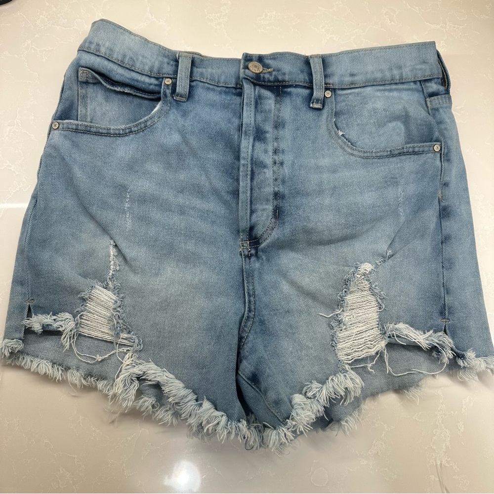 Celebrity Pink “The Rebel” Jean Shorts. Size:13 JR